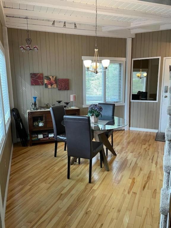 Akiskinook At Windermere Lake - Private Beach Access - New Pool And Hot Tub Now Open! Invermere Esterno foto