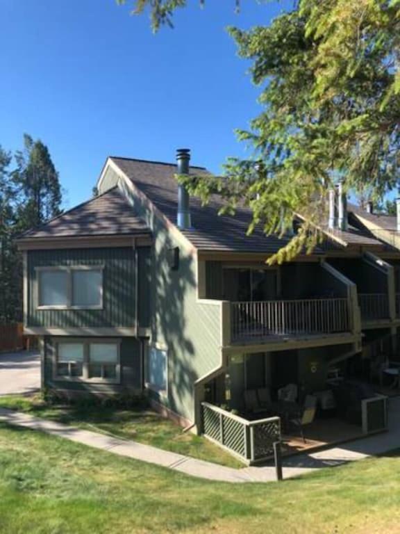 Akiskinook At Windermere Lake - Private Beach Access - New Pool And Hot Tub Now Open! Invermere Esterno foto
