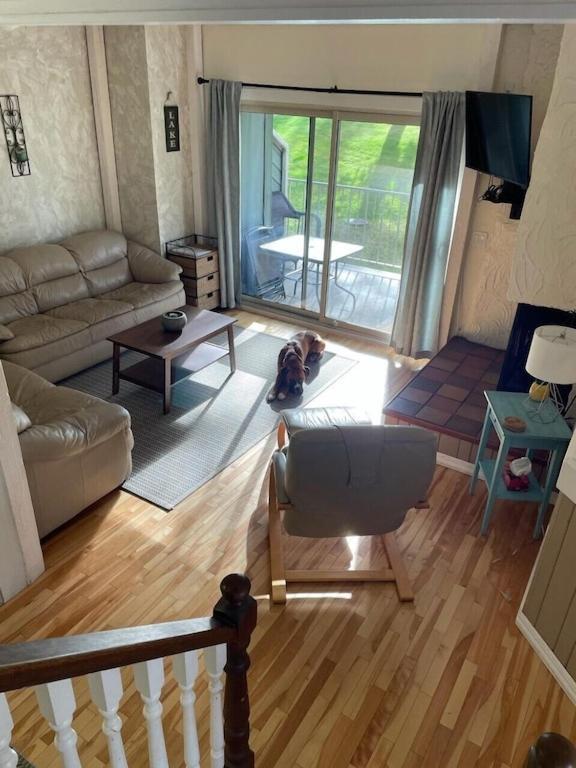 Akiskinook At Windermere Lake - Private Beach Access - New Pool And Hot Tub Now Open! Invermere Esterno foto