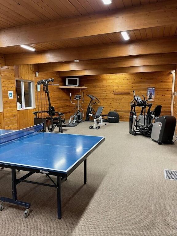 Akiskinook At Windermere Lake - Private Beach Access - New Pool And Hot Tub Now Open! Invermere Esterno foto