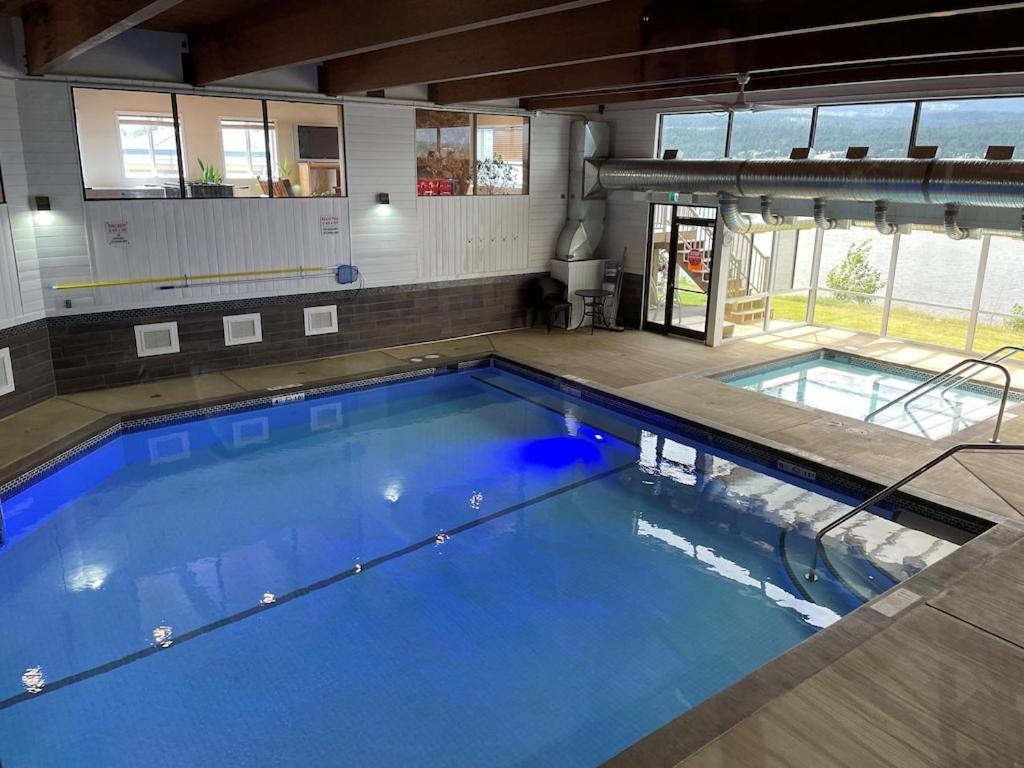 Akiskinook At Windermere Lake - Private Beach Access - New Pool And Hot Tub Now Open! Invermere Esterno foto